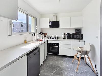 Maison - 115 m² - 6 pièces