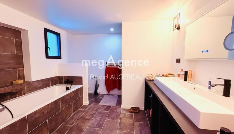 Maison - 165 m² - 5 pièces