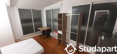 Chambre - 11 m² - 1 pièce