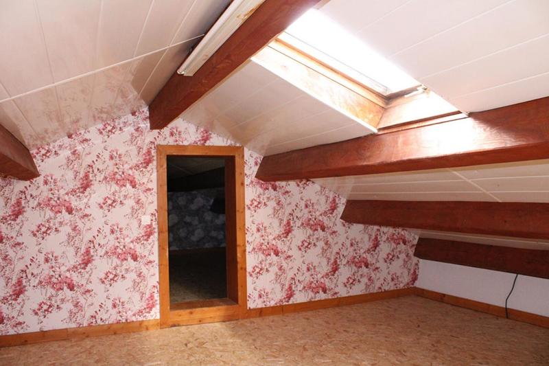 Maison - 90 m² - 6 pièces