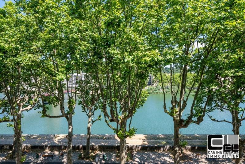 Appartement - 77 m² - 3 pièces