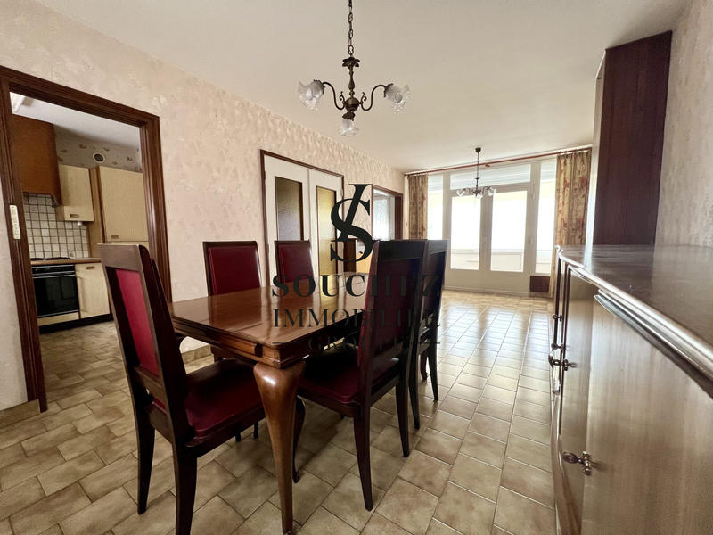 Maison - 97 m² - 4 pièces