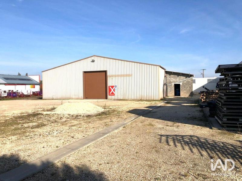 Local commercial - 3 377 m²