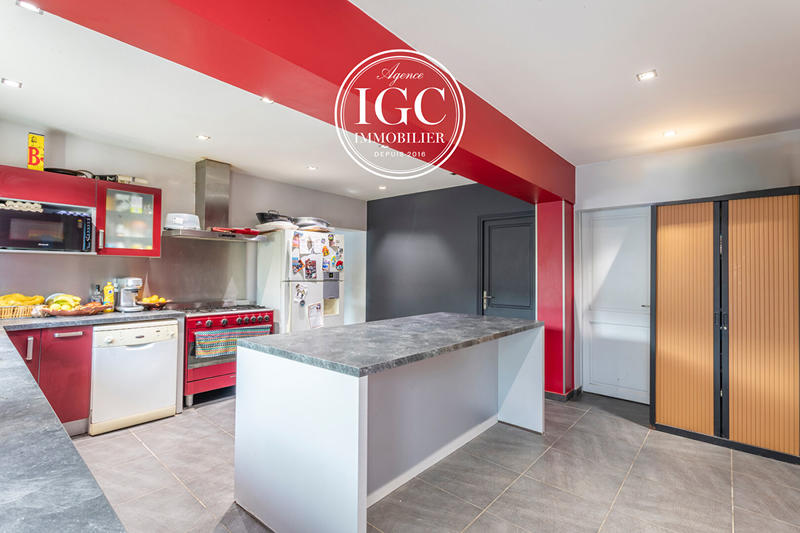 Maison - 153 m² - 4 pièces