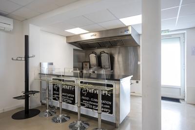 Bureau - 230 m² - 10 pièces