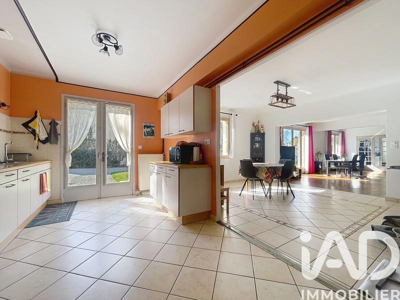 Maison - 272 m² - 11 pièces