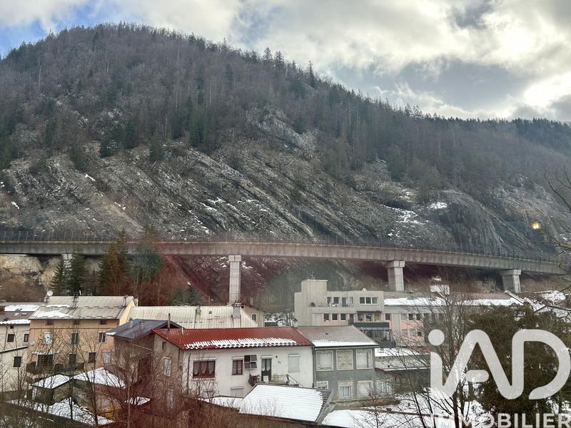 Appartement - 64 m² - 3 pièces