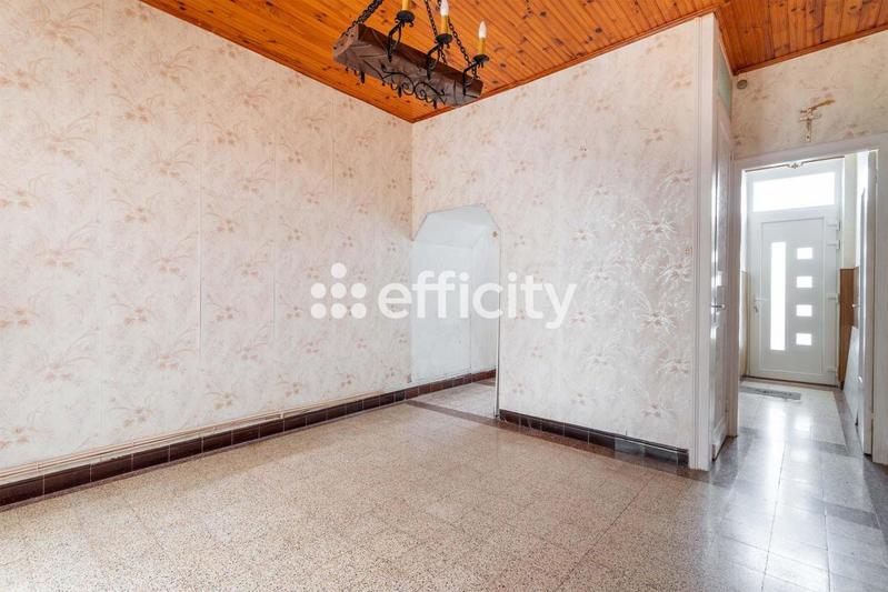 Maison - 95 m² - 5 pièces