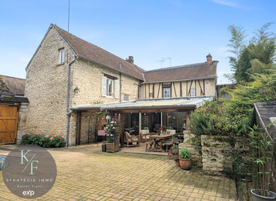 Maison ancienne - 170 m² - 8 pièces