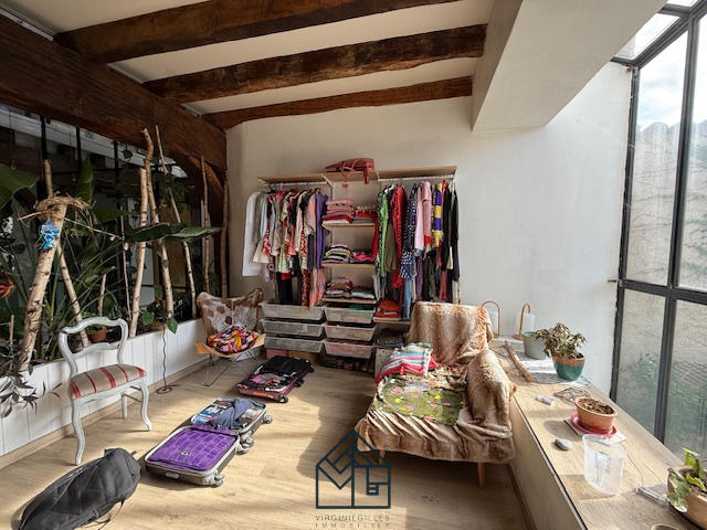 Maison - 400 m² - 7 pièces