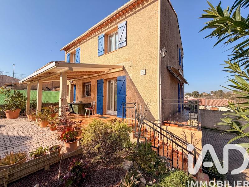 Maison - 107 m² - 4 pièces