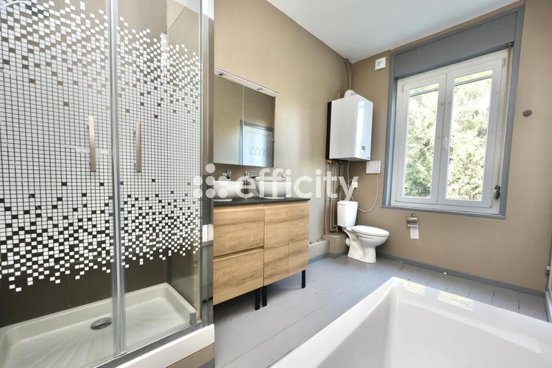 Maison - 87 m² - 4 pièces