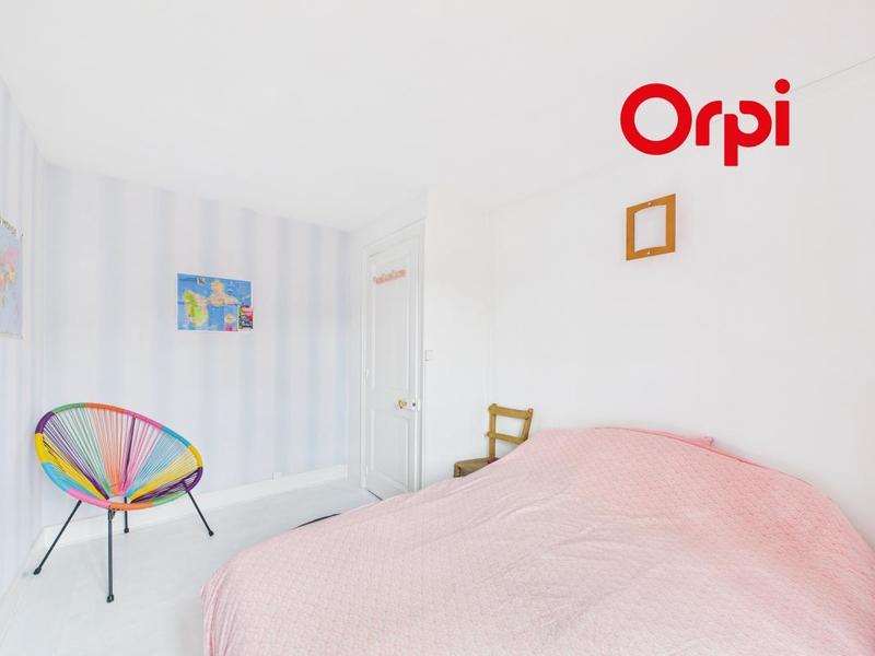 Maison - 80 m² - 6 pièces