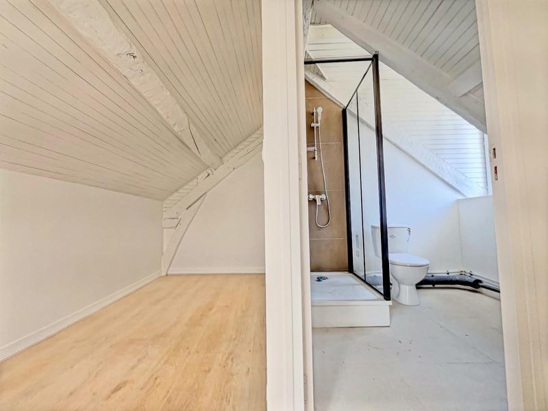 Maison - 150 m² - 8 pièces