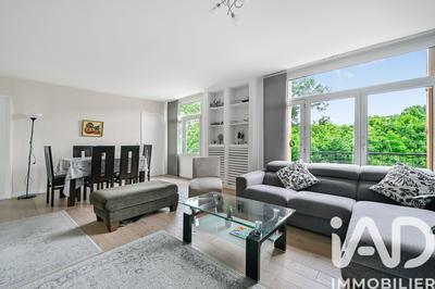 Appartement - 80 m² - 4 pièces