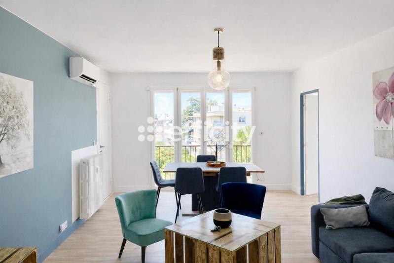 Appartement - 106 m² - 5 pièces