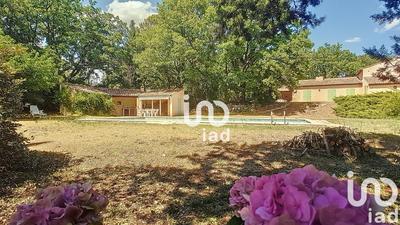 Maison - 188 m² - 11 pièces