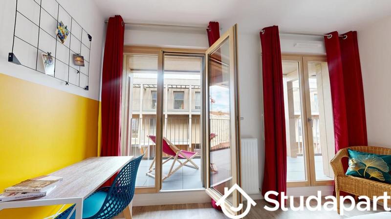 Chambre - 10 m² - 1 pièce