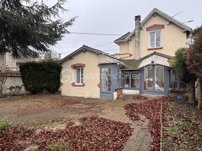 Maison de ville - 96 m² - 4 pièces