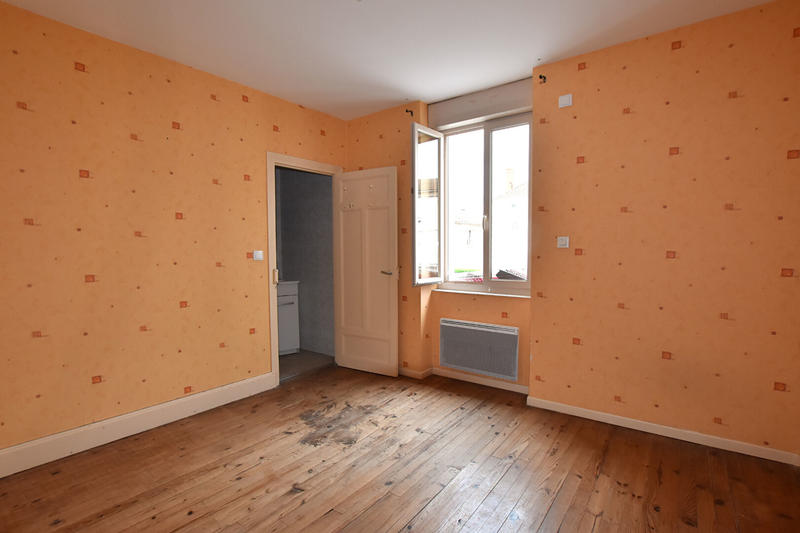 Maison - 75 m² - 5 pièces