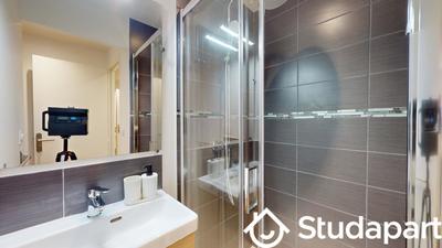 Chambre - 11 m² - 1 pièce