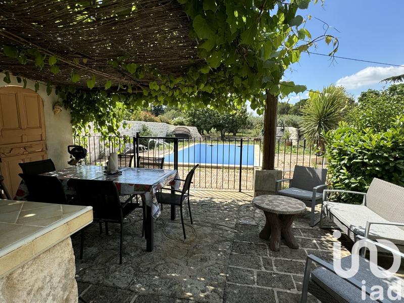 Maison - 300 m² - 9 pièces