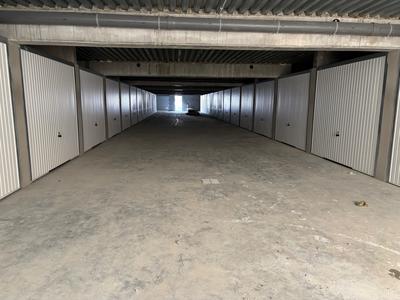 Parking / Garage - 450 m²