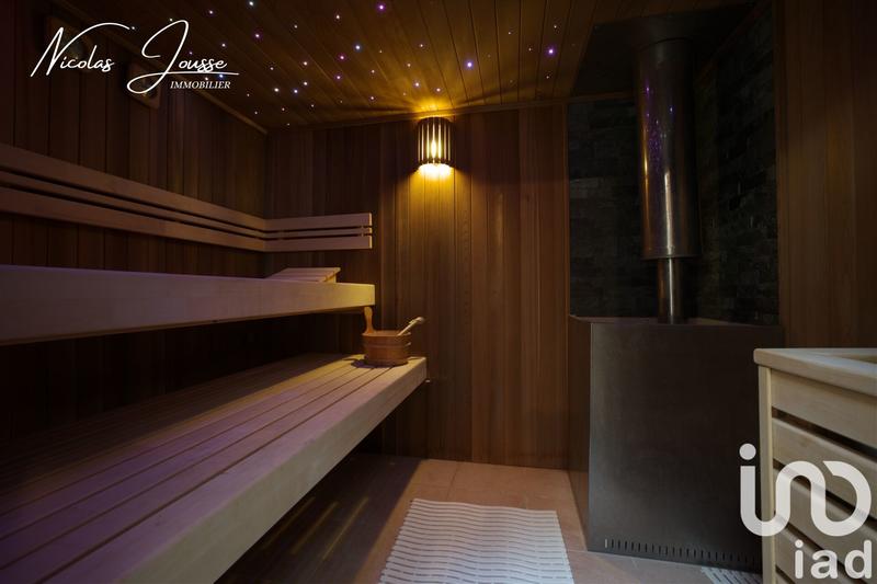 Maison - 450 m² - 20 pièces