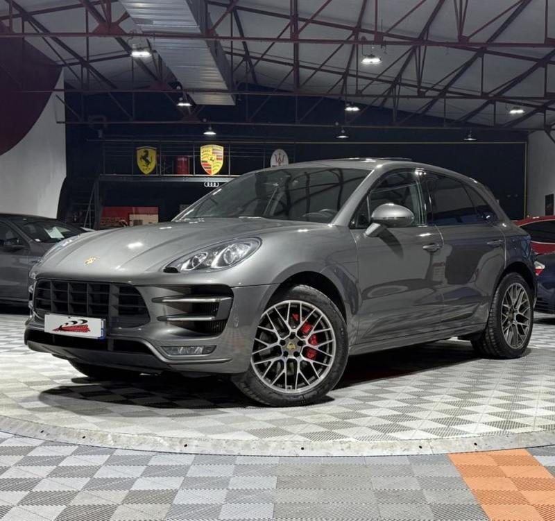 Porsche Macan 3.6 V6 400ch Turbo Pdk