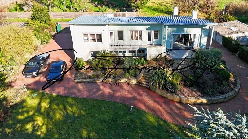 Maison - 156 m² - 6 pièces