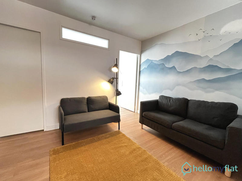 Appartement - 80 m² - 5 pièces