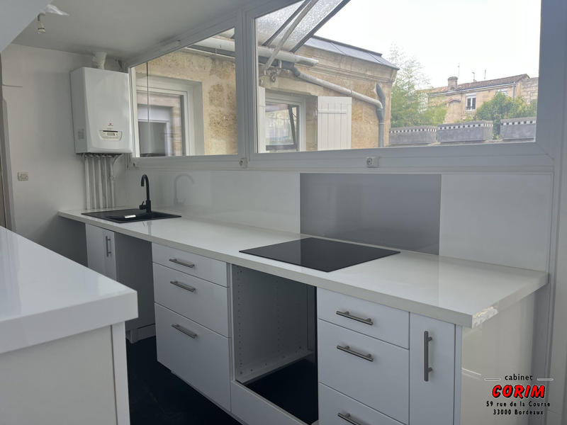 Appartement - 80 m² - 4 pièces