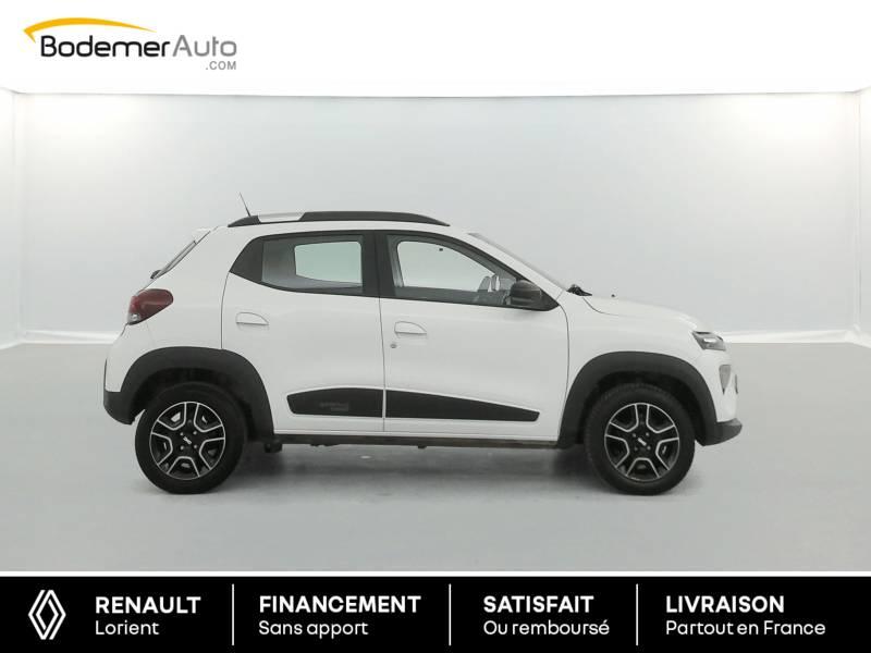 Dacia Spring Essential -23b