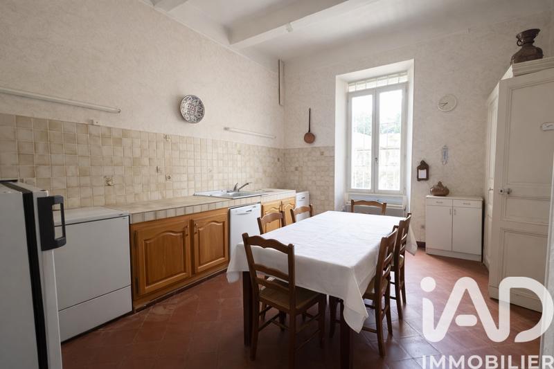Maison - 469 m² - 15 pièces
