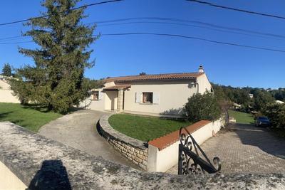 Maison - 190 m² - 10 pièces