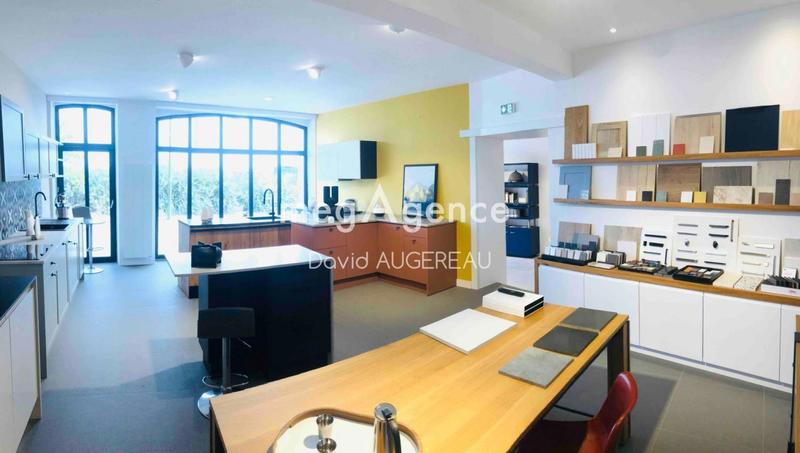 Local commercial - 103 m² - 4 pièces