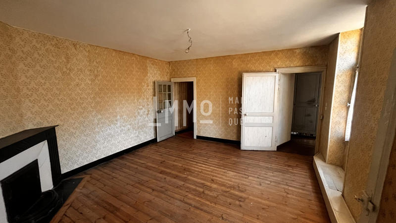 Maison - 200 m² - 7 pièces