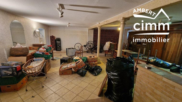 Maison - 157 m² - 8 pièces