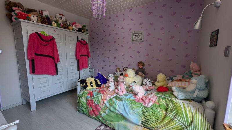 Maison - 225 m² - 8 pièces