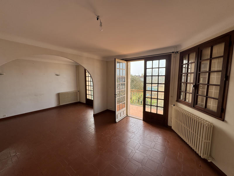 Maison - 183 m² - 7 pièces