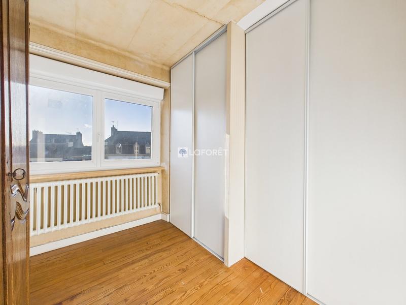 Maison - 152 m² - 7 pièces