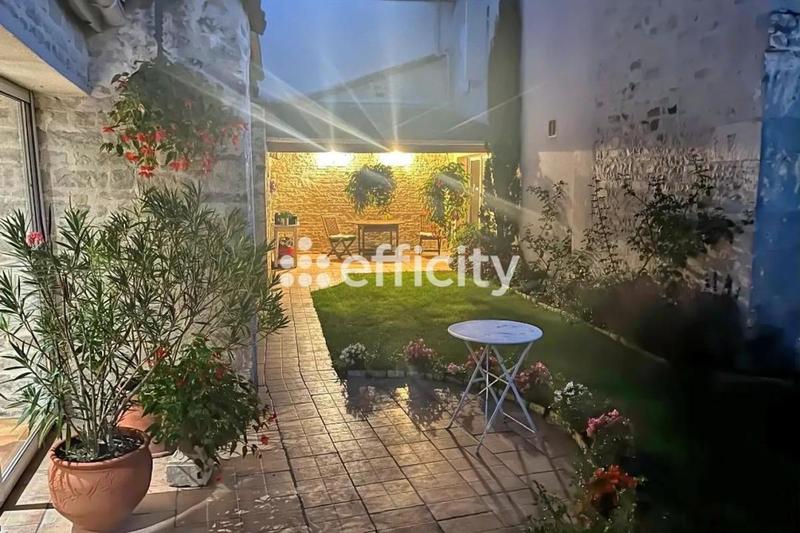 Maison - 162 m² - 7 pièces