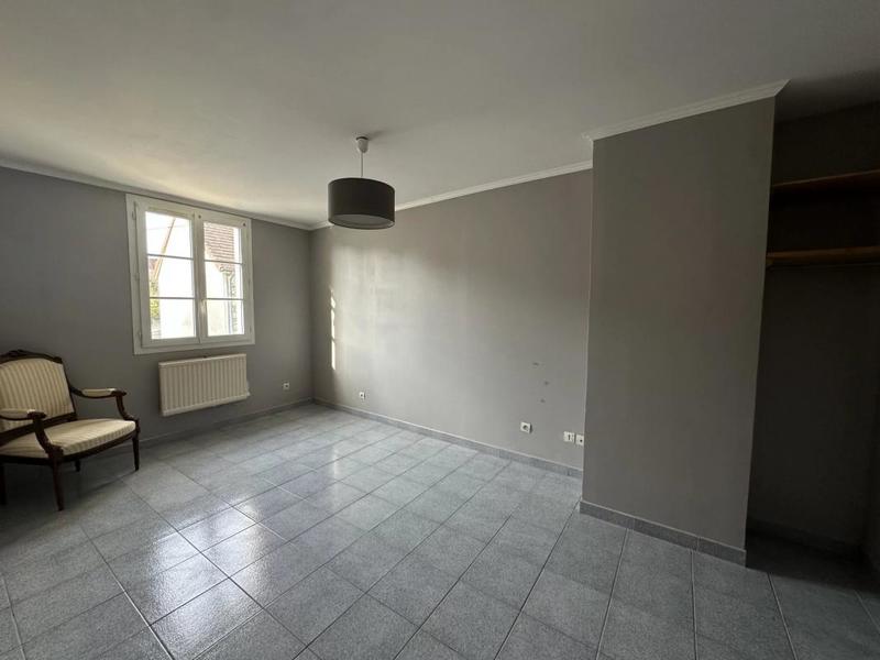 Maison - 122 m² - 7 pièces