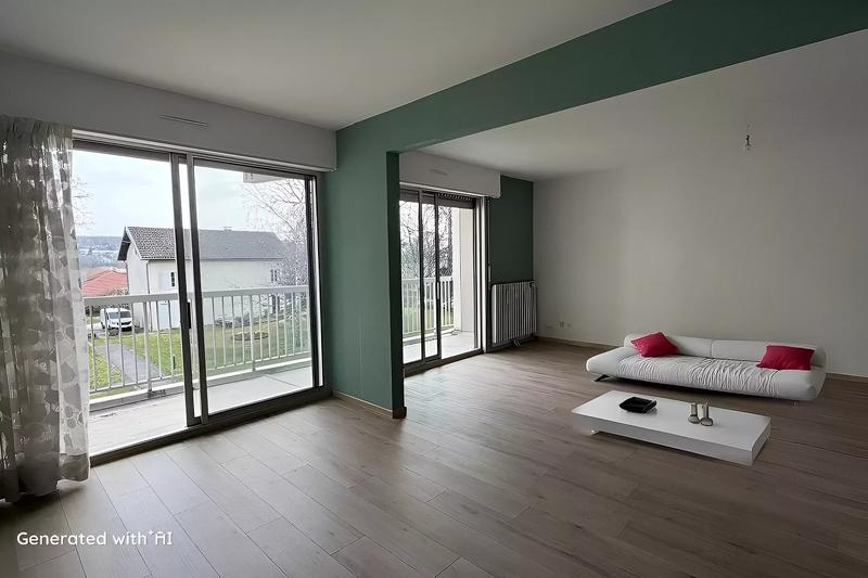 Appartement - 102 m² - 5 pièces