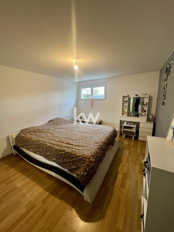 Maison - 218 m² - 7 pièces