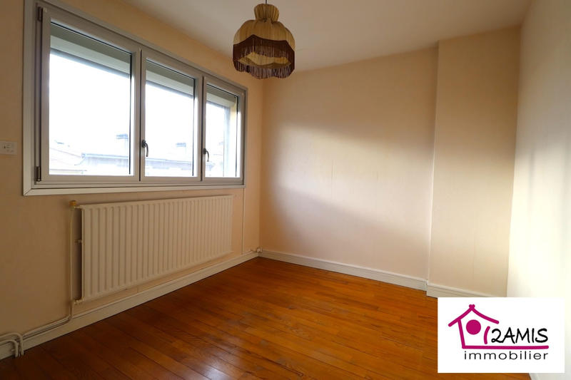 Maison - 67 m² - 5 pièces