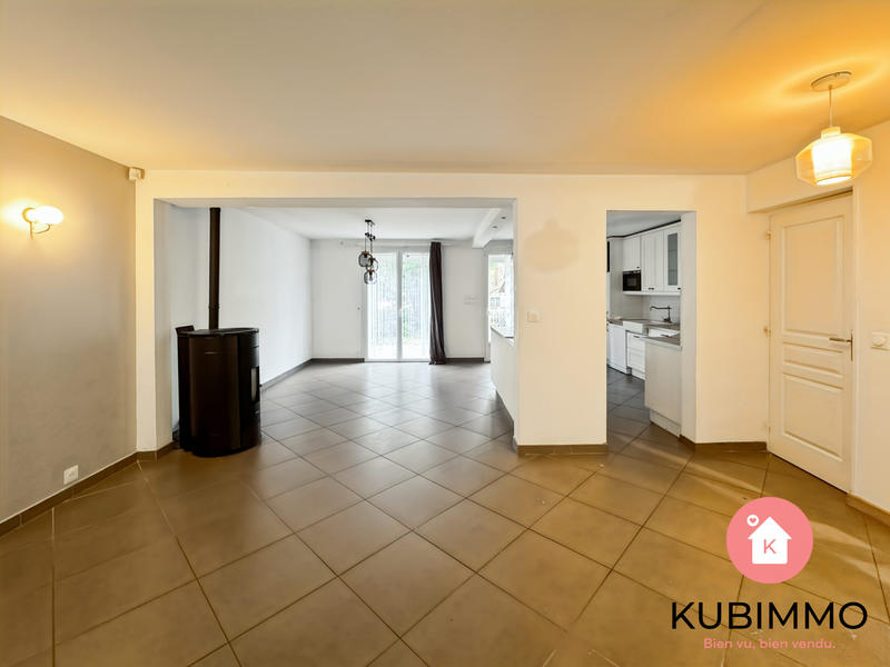 Maison - 89 m² - 5 pièces