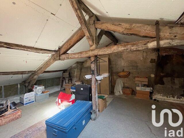 Maison - 288 m² - 9 pièces