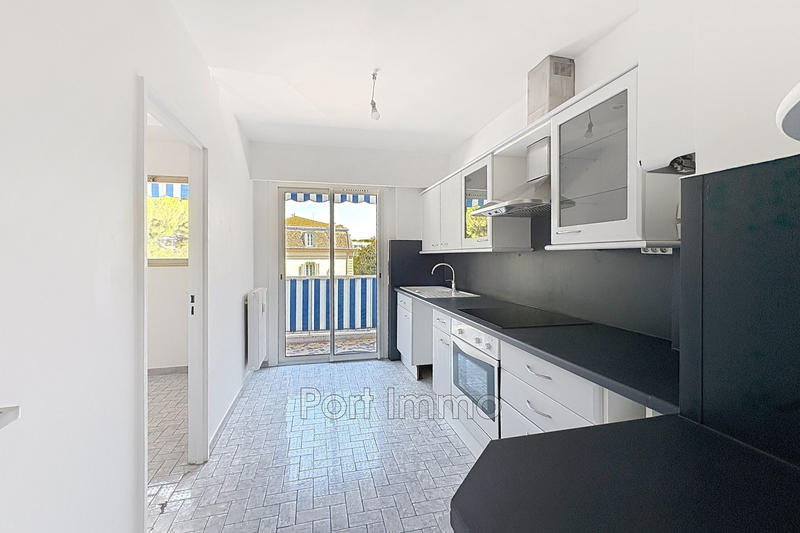 Appartement - 95 m² - 3 pièces