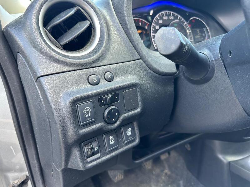 Nissan Note (2) 1.2 98 Tekna